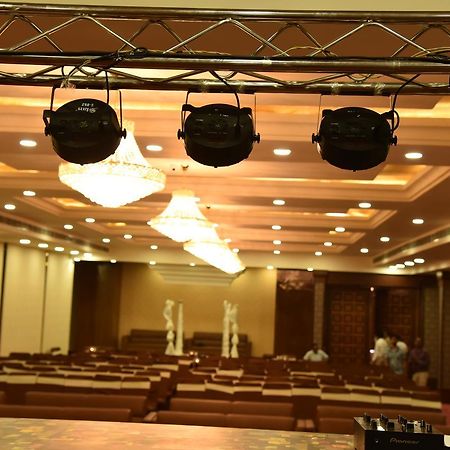 Hotel Anand Renaissance Firozpur ภายนอก รูปภาพ