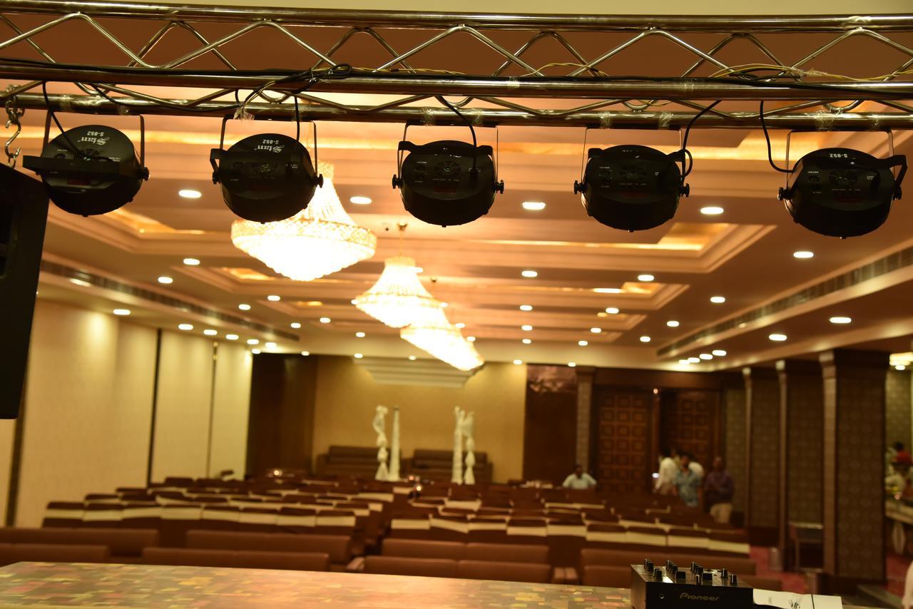 Hotel Anand Renaissance Firozpur ภายนอก รูปภาพ