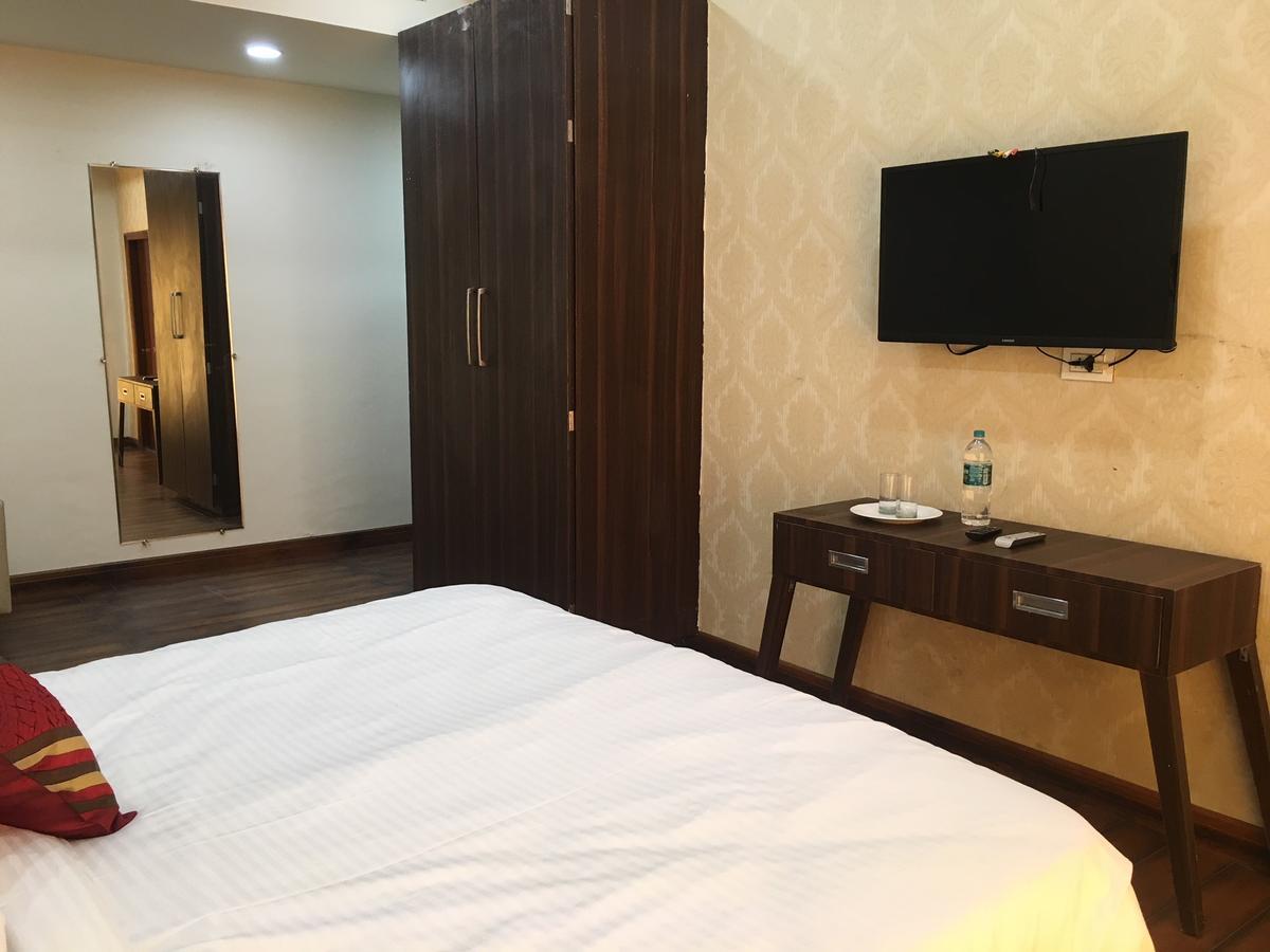 Hotel Anand Renaissance Firozpur ภายนอก รูปภาพ