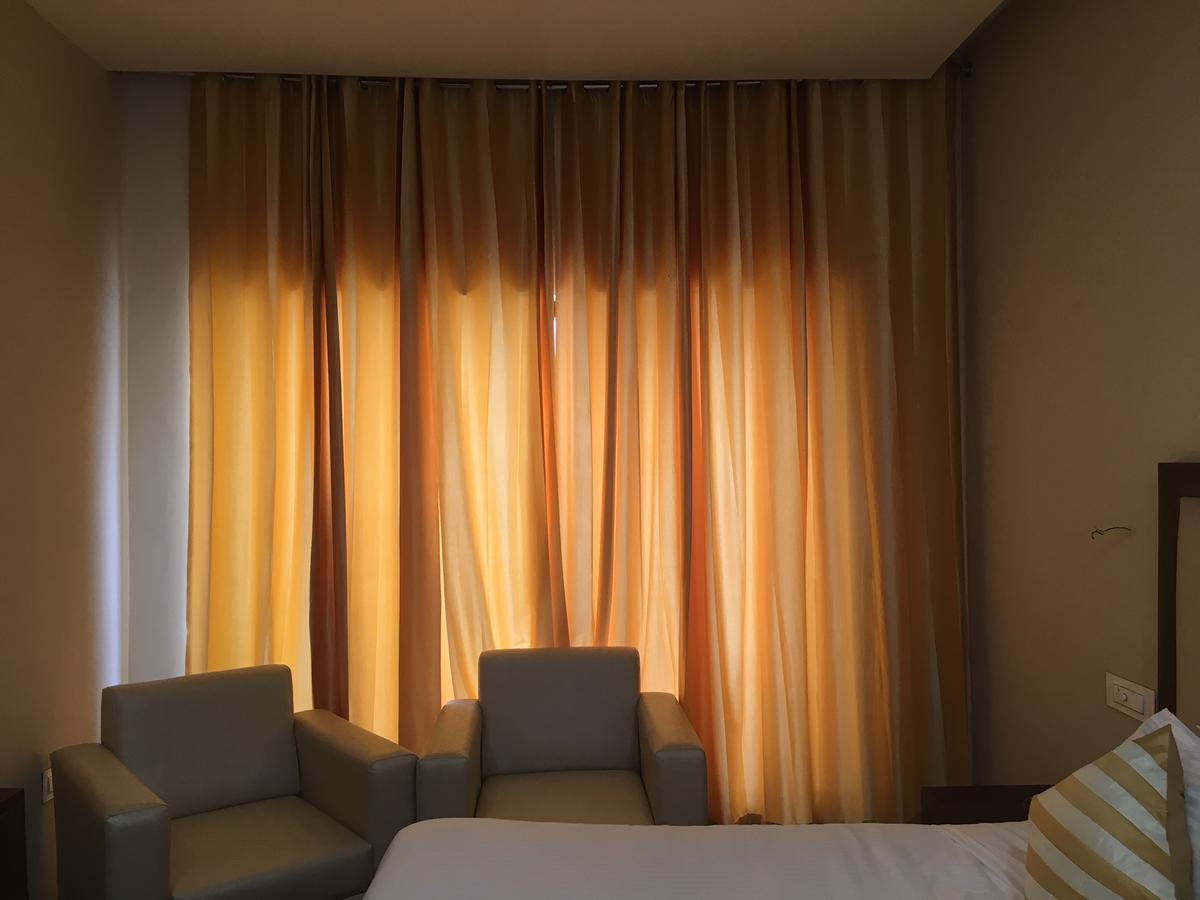Hotel Anand Renaissance Firozpur ภายนอก รูปภาพ
